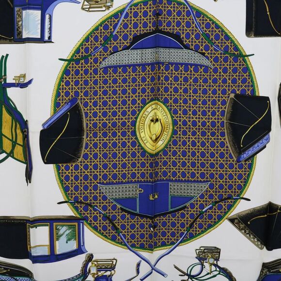 Pre Loved Hermes  Carre 90 - Picture 6 of 15